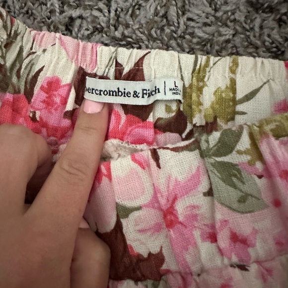 NWOT Abercrombie Women’s Floral Linen-Blend High Slit Skirt Size L - Picture 4 of 4